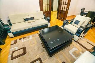 Апартаменты Apartment Near Malakan Garden Баку Апартаменты с балконом-4
