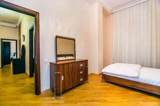 Апартаменты Apartment Near Malakan Garden Баку Апартаменты с балконом-54