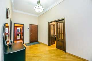 Апартаменты Apartment Near Malakan Garden Баку Апартаменты с балконом-56