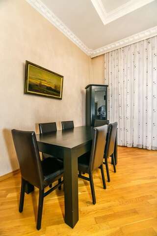 Апартаменты Apartment Near Malakan Garden Баку Апартаменты с балконом-9
